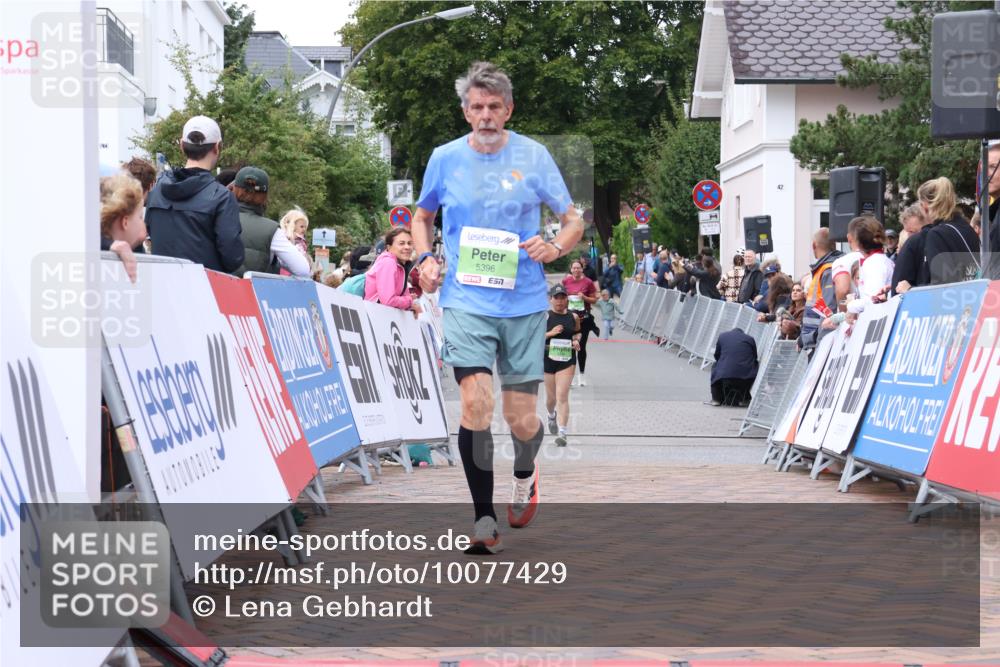 30.08.2026 - Blankeneser Heldenlauf Lena Gebhardt http://msf.ph/oto/10077429 30.08.2026 10:42:27 Ziel 5063, 5396, 5429 meine-sportfotos.de