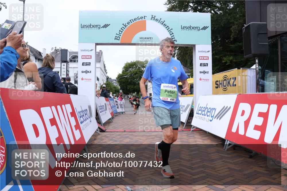 30.08.2026 - Blankeneser Heldenlauf Lena Gebhardt http://msf.ph/oto/10077432 30.08.2026 10:42:31 Ziel 5396 meine-sportfotos.de