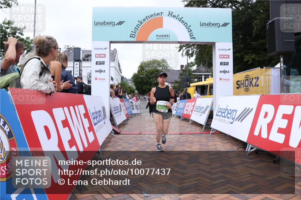 30.08.2026 - Blankeneser Heldenlauf Lena Gebhardt http://msf.ph/oto/10077437 30.08.2026 10:42:37 Ziel 5195, 5344, 5396, 5626, 5774 meine-sportfotos.de