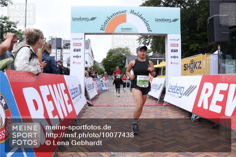 30.08.2026 - Blankeneser Heldenlauf Lena Gebhardt http://msf.ph/oto/10077438 30.08.2026 10:42:37 Ziel 5195, 5344, 5396, 5626, 5774 meine-sportfotos.de