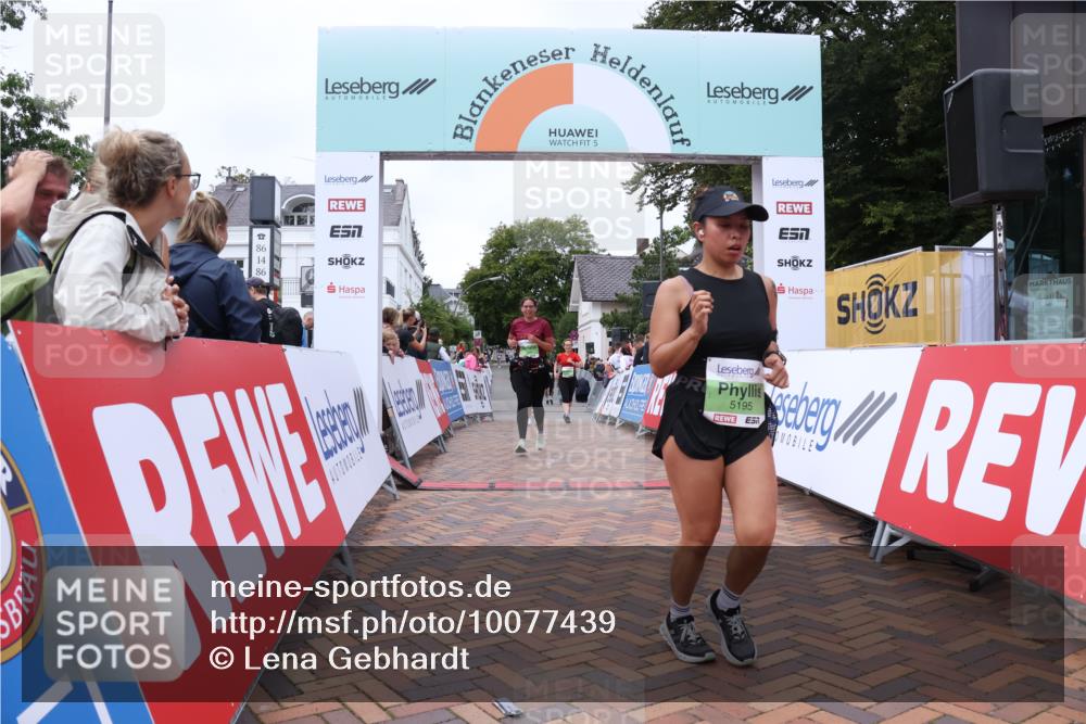 30.08.2026 - Blankeneser Heldenlauf Lena Gebhardt http://msf.ph/oto/10077439 30.08.2026 10:42:37 Ziel 5195, 5344, 5396, 5626, 5774 meine-sportfotos.de