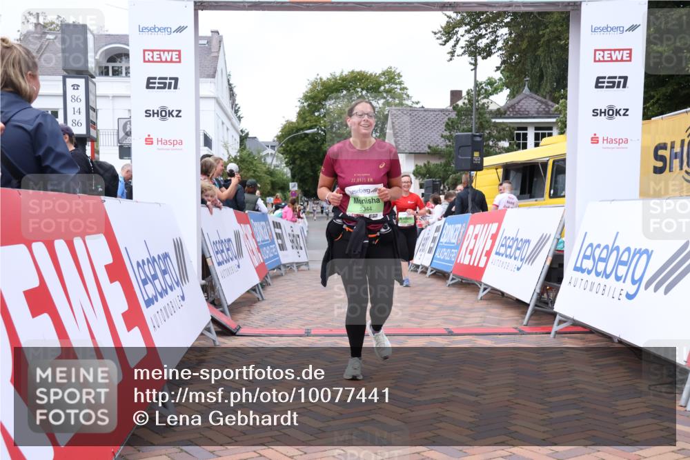 30.08.2026 - Blankeneser Heldenlauf Lena Gebhardt http://msf.ph/oto/10077441 30.08.2026 10:42:39 Ziel 5195, 5344, 5626, 5774 meine-sportfotos.de