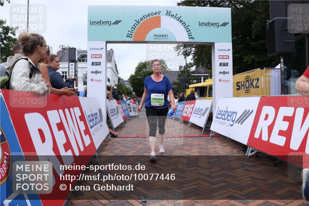 30.08.2026 - Blankeneser Heldenlauf Lena Gebhardt http://msf.ph/oto/10077446 30.08.2026 10:42:43 Ziel 5027, 5195, 5344, 5626, 5774 meine-sportfotos.de