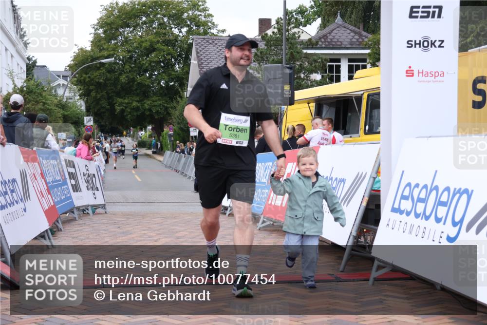 30.08.2026 - Blankeneser Heldenlauf Lena Gebhardt http://msf.ph/oto/10077454 30.08.2026 10:42:50 Ziel 5027, 5381 meine-sportfotos.de