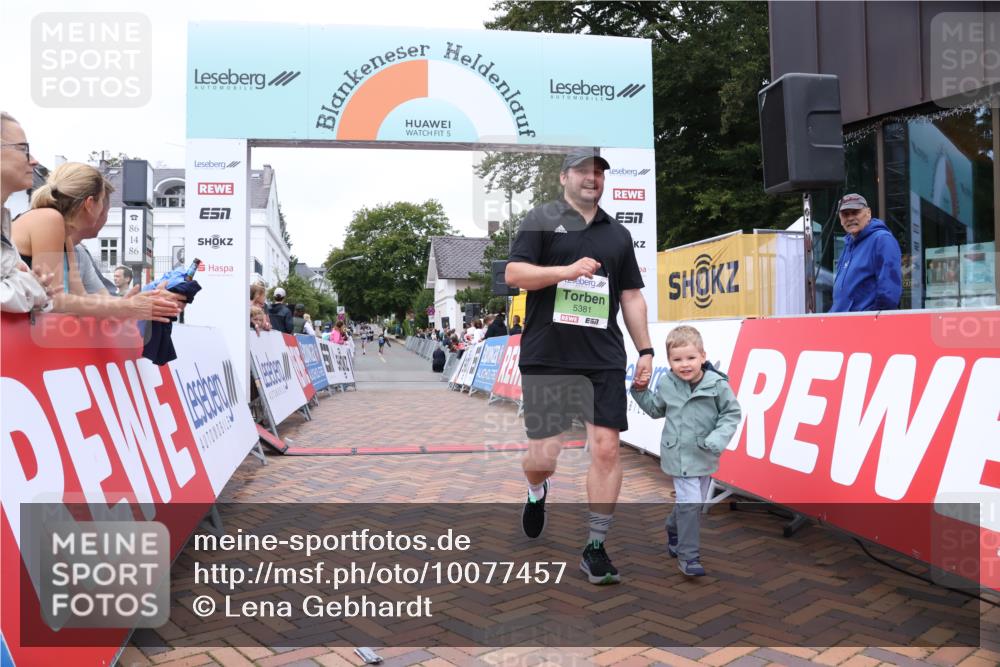 30.08.2026 - Blankeneser Heldenlauf Lena Gebhardt http://msf.ph/oto/10077457 30.08.2026 10:42:52 Ziel 5027, 5381 meine-sportfotos.de