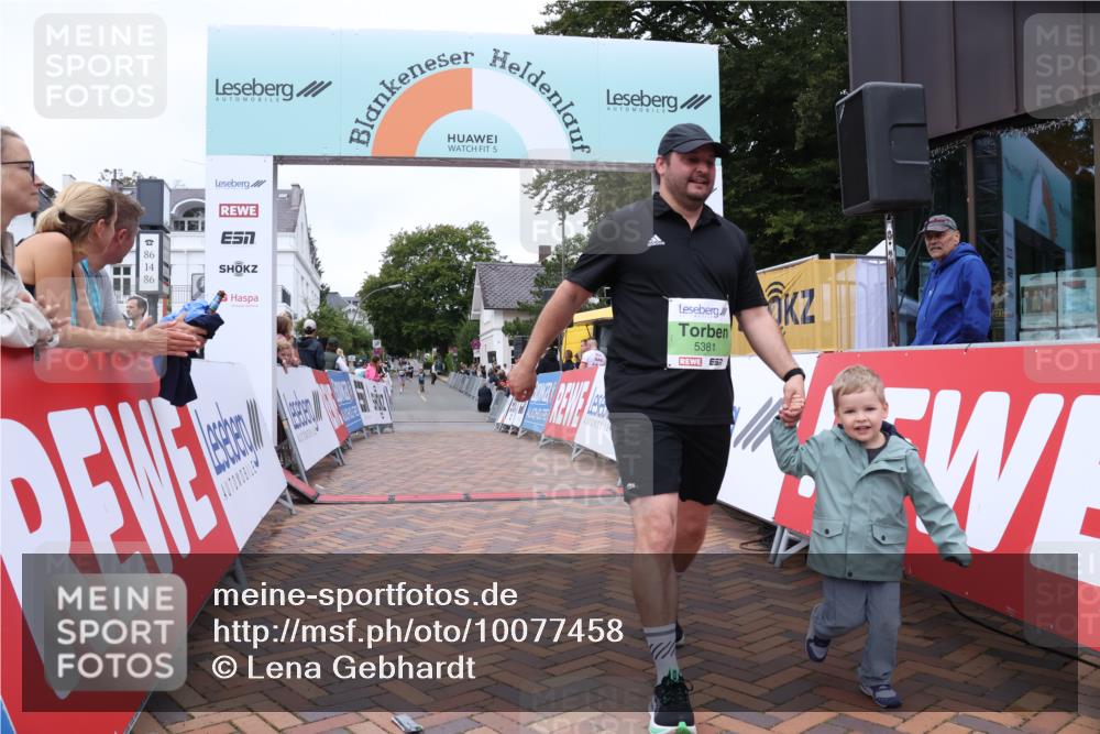 30.08.2026 - Blankeneser Heldenlauf Lena Gebhardt http://msf.ph/oto/10077458 30.08.2026 10:42:53 Ziel 5027, 5381 meine-sportfotos.de