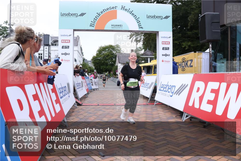 30.08.2026 - Blankeneser Heldenlauf Lena Gebhardt http://msf.ph/oto/10077479 30.08.2026 10:43:23 Ziel 5091, 5442 meine-sportfotos.de