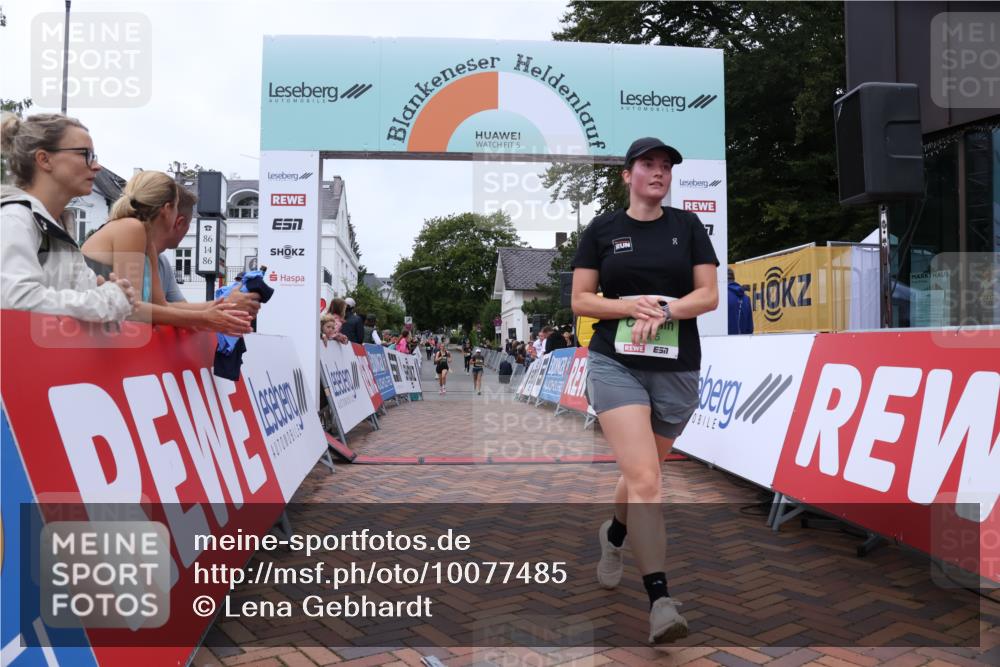 30.08.2026 - Blankeneser Heldenlauf Lena Gebhardt http://msf.ph/oto/10077485 30.08.2026 10:43:32 Ziel 5375 meine-sportfotos.de