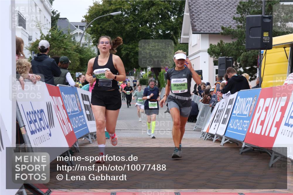 30.08.2026 - Blankeneser Heldenlauf Lena Gebhardt http://msf.ph/oto/10077488 30.08.2026 10:43:37 Ziel 5375, 5422, 5423, 5714 meine-sportfotos.de