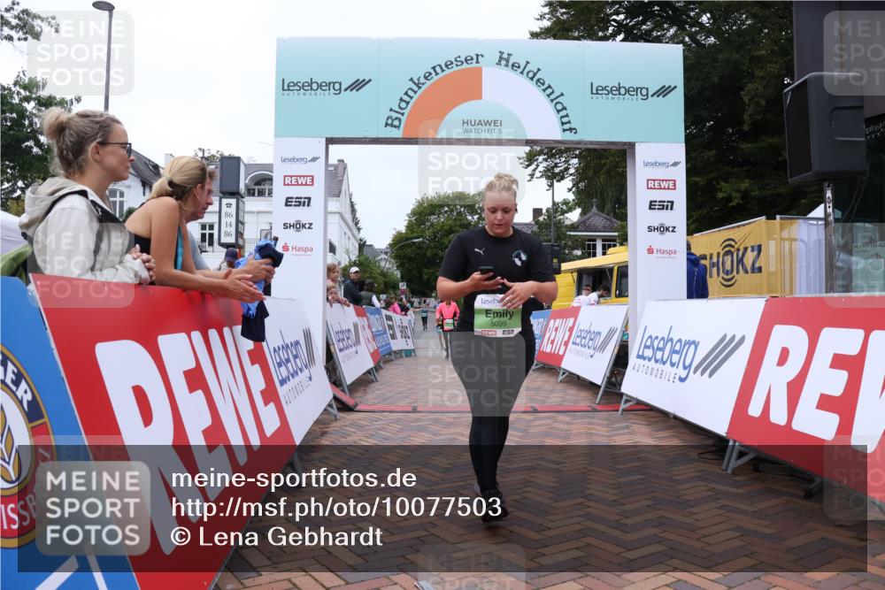 30.08.2026 - Blankeneser Heldenlauf Lena Gebhardt http://msf.ph/oto/10077503 30.08.2026 10:43:54 Ziel 5099, 5231 meine-sportfotos.de