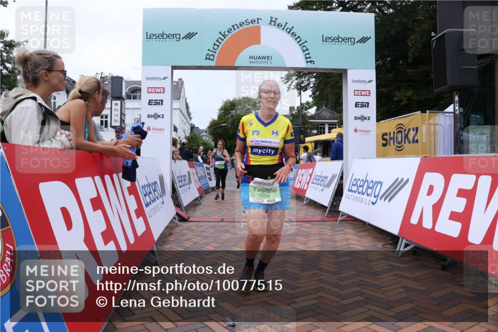 30.08.2026 - Blankeneser Heldenlauf Lena Gebhardt http://msf.ph/oto/10077515 30.08.2026 10:44:04 Ziel 5015, 5220, 5231, 5531, 5758 meine-sportfotos.de