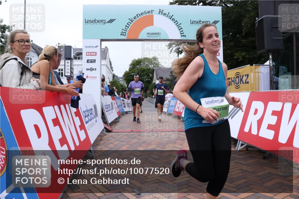 30.08.2026 - Blankeneser Heldenlauf Lena Gebhardt http://msf.ph/oto/10077520 30.08.2026 10:44:06 Ziel 5015, 5220, 5531, 5758 meine-sportfotos.de