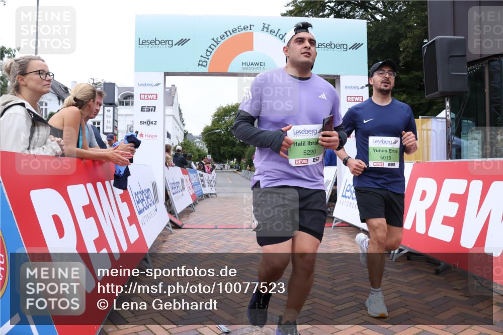 30.08.2026 - Blankeneser Heldenlauf Lena Gebhardt http://msf.ph/oto/10077523 30.08.2026 10:44:09 Ziel 5015, 5220, 5531, 5758 meine-sportfotos.de