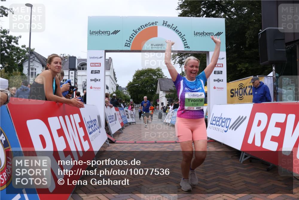 30.08.2026 - Blankeneser Heldenlauf Lena Gebhardt http://msf.ph/oto/10077536 30.08.2026 10:44:49 Ziel 5068, 5642, 5716 meine-sportfotos.de