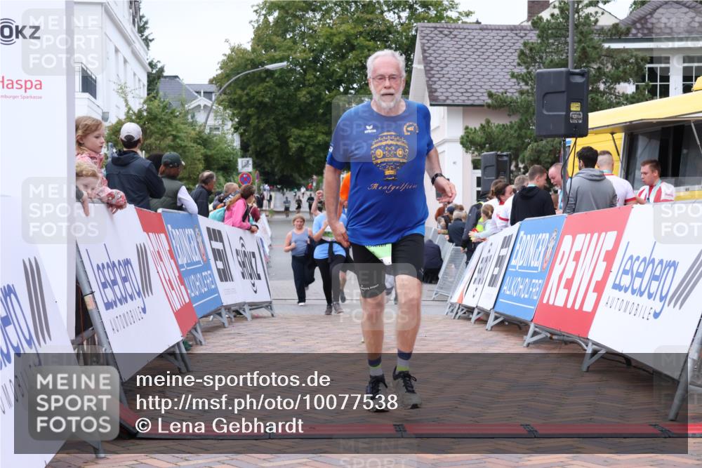 30.08.2026 - Blankeneser Heldenlauf Lena Gebhardt http://msf.ph/oto/10077538 30.08.2026 10:44:51 Ziel 5068, 5642, 5716 meine-sportfotos.de