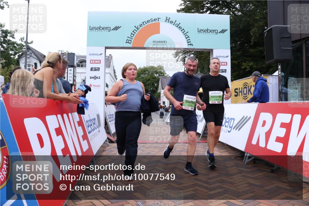 30.08.2026 - Blankeneser Heldenlauf Lena Gebhardt http://msf.ph/oto/10077549 30.08.2026 10:45:00 Ziel 5068, 5313, 5383, 5409 meine-sportfotos.de