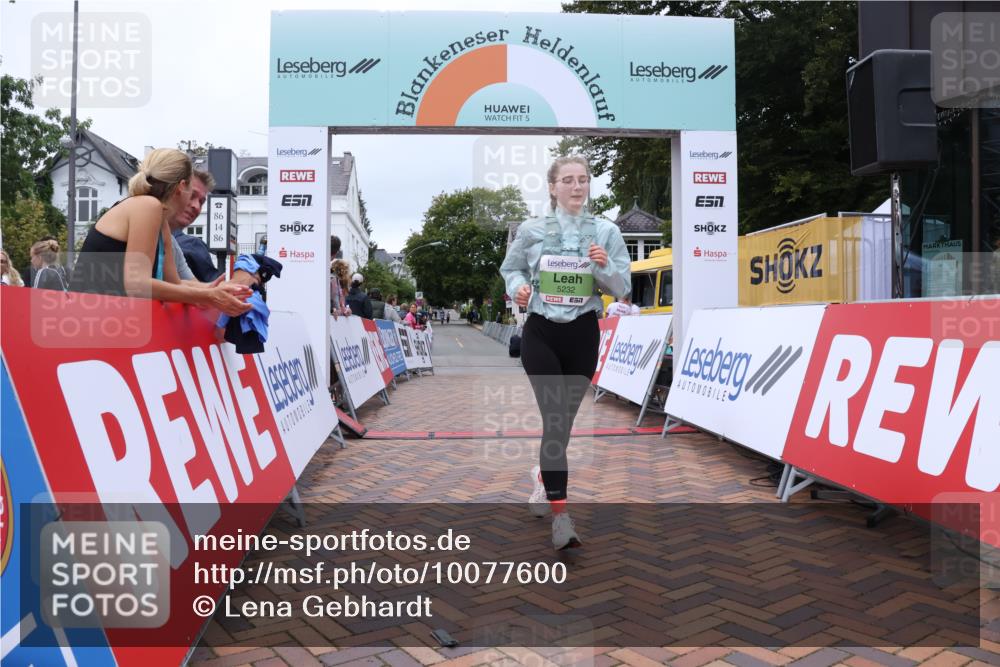 30.08.2026 - Blankeneser Heldenlauf Lena Gebhardt http://msf.ph/oto/10077600 30.08.2026 10:46:23 Ziel 5197, 5232 meine-sportfotos.de