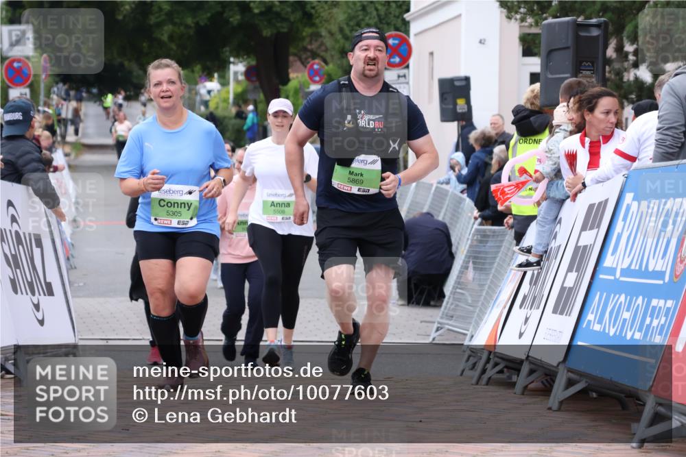 30.08.2026 - Blankeneser Heldenlauf Lena Gebhardt http://msf.ph/oto/10077603 30.08.2026 10:46:55 Ziel 5305, 5869 meine-sportfotos.de