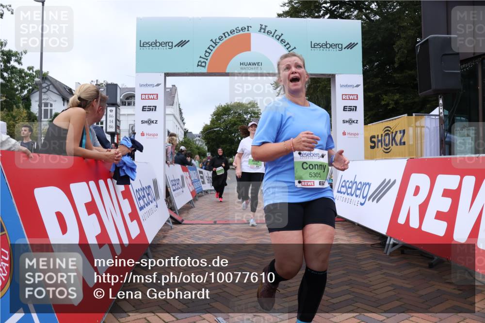 30.08.2026 - Blankeneser Heldenlauf Lena Gebhardt http://msf.ph/oto/10077610 30.08.2026 10:47:00 Ziel 5012, 5054, 5305, 5508, 5869 meine-sportfotos.de