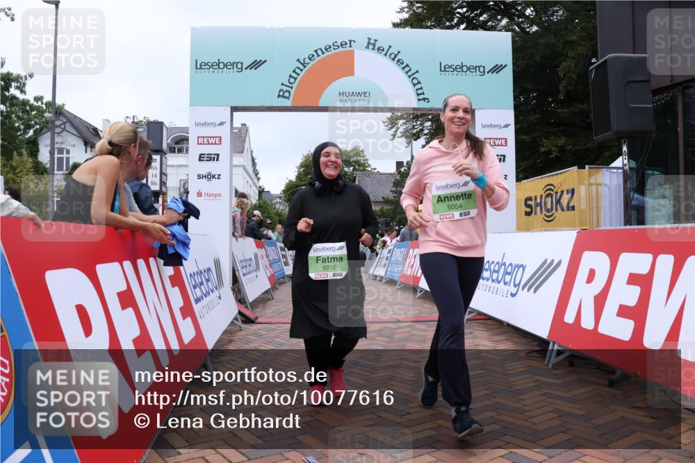 30.08.2026 - Blankeneser Heldenlauf Lena Gebhardt http://msf.ph/oto/10077616 30.08.2026 10:47:04 Ziel 5012, 5054, 5305, 5418, 5508, 5869 meine-sportfotos.de