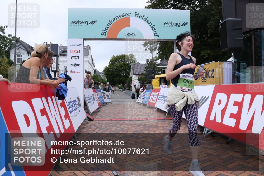 30.08.2026 - Blankeneser Heldenlauf Lena Gebhardt http://msf.ph/oto/10077621 30.08.2026 10:47:07 Ziel 5012, 5054, 5305, 5418, 5508 meine-sportfotos.de