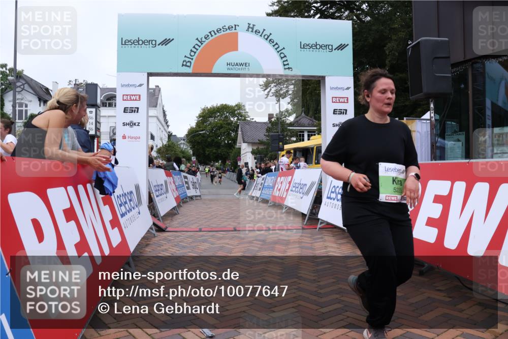 30.08.2026 - Blankeneser Heldenlauf Lena Gebhardt http://msf.ph/oto/10077647 30.08.2026 10:47:47 Ziel 5223 meine-sportfotos.de