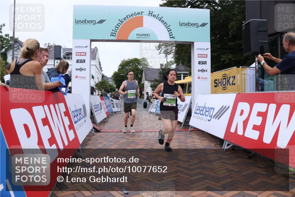 30.08.2026 - Blankeneser Heldenlauf Lena Gebhardt http://msf.ph/oto/10077652 30.08.2026 10:47:58 Ziel 5026, 5335, 5367 meine-sportfotos.de