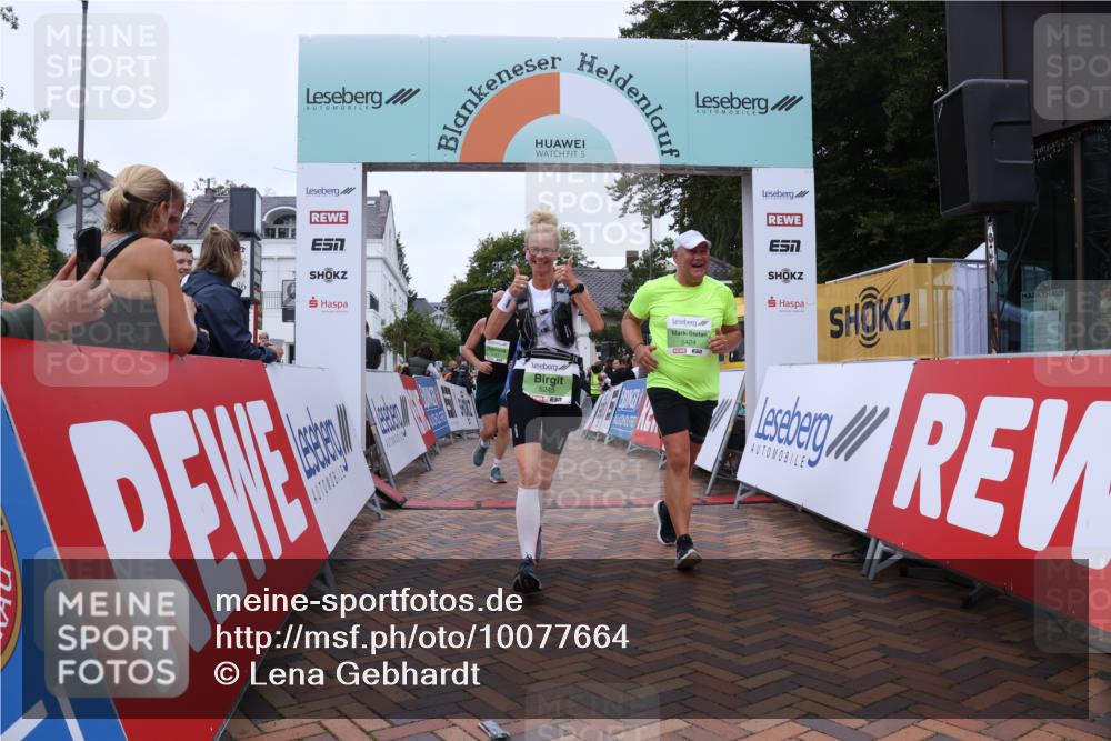 30.08.2026 - Blankeneser Heldenlauf Lena Gebhardt http://msf.ph/oto/10077664 30.08.2026 10:48:13 Ziel 5245, 5291, 5424, 5451, 5468, 5510, 5735 meine-sportfotos.de