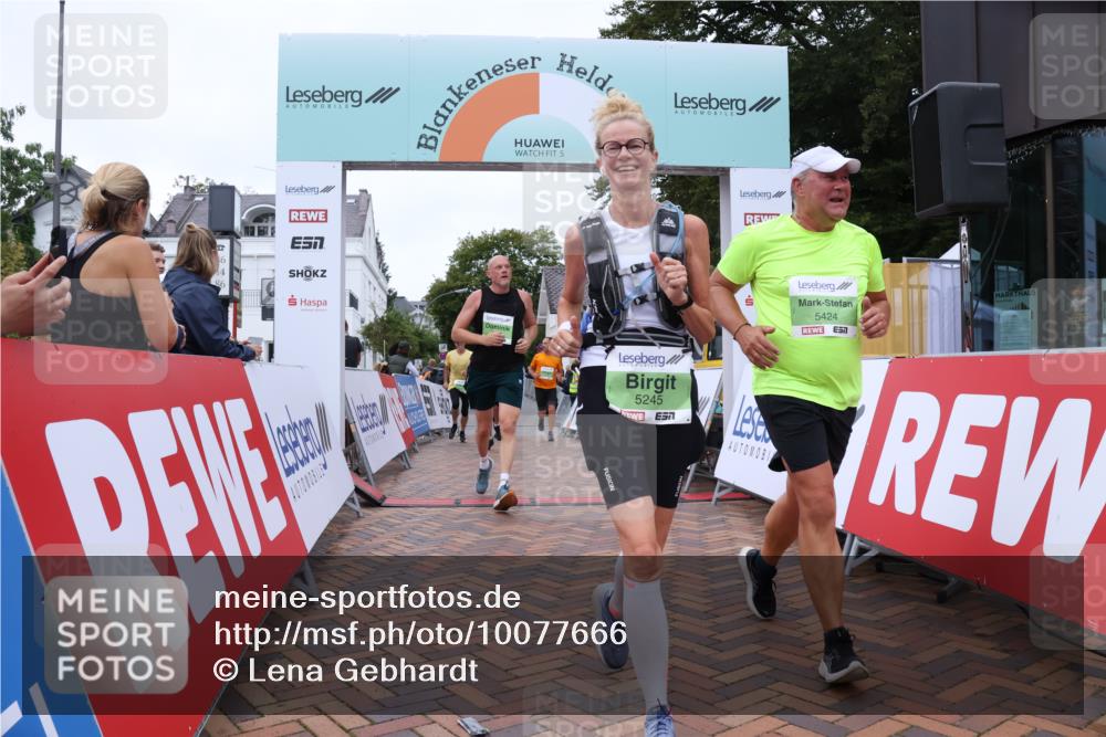 30.08.2026 - Blankeneser Heldenlauf Lena Gebhardt http://msf.ph/oto/10077666 30.08.2026 10:48:13 Ziel 5245, 5291, 5424, 5451, 5468, 5510, 5735 meine-sportfotos.de