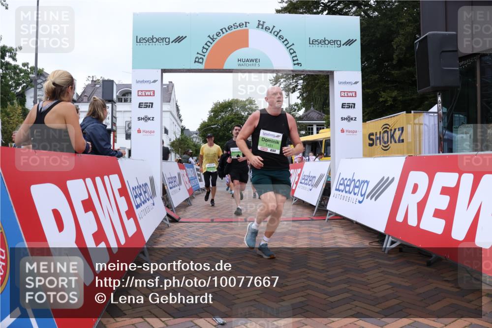 30.08.2026 - Blankeneser Heldenlauf Lena Gebhardt http://msf.ph/oto/10077667 30.08.2026 10:48:14 Ziel 5245, 5291, 5361, 5424, 5451, 5468, 5510, 5735 meine-sportfotos.de