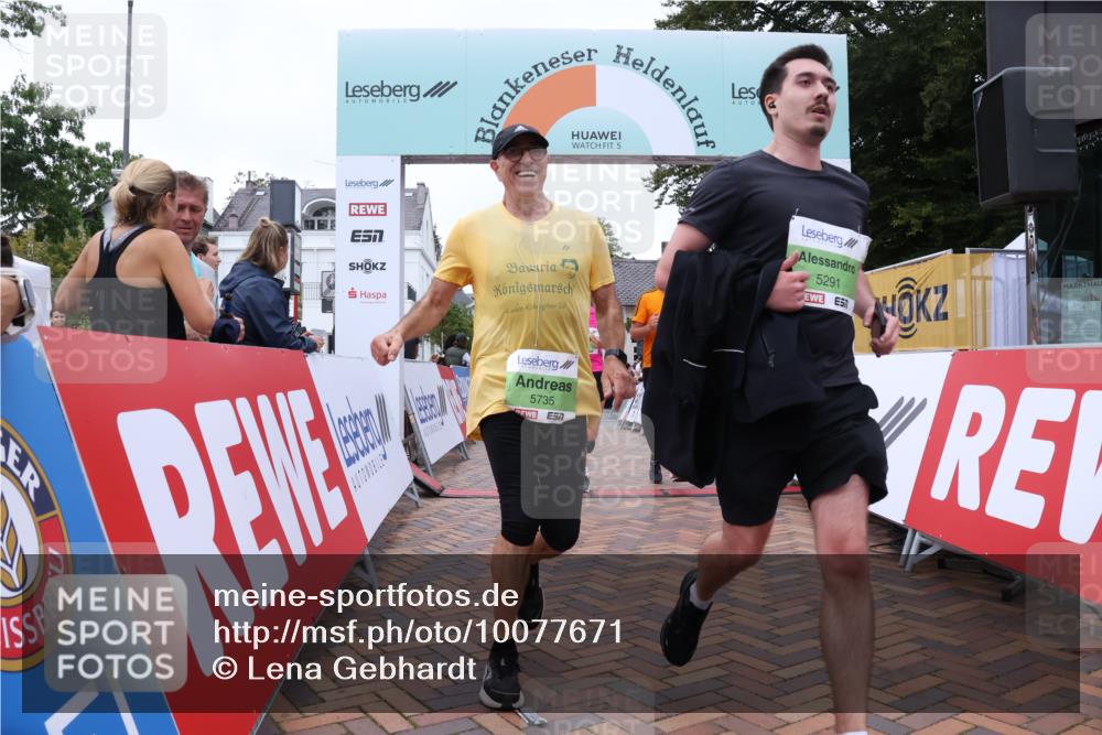 30.08.2026 - Blankeneser Heldenlauf Lena Gebhardt http://msf.ph/oto/10077671 30.08.2026 10:48:16 Ziel 5245, 5291, 5361, 5424, 5451, 5468, 5510, 5735 meine-sportfotos.de