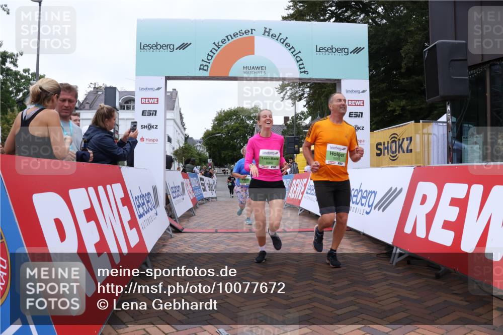 30.08.2026 - Blankeneser Heldenlauf Lena Gebhardt http://msf.ph/oto/10077672 30.08.2026 10:48:17 Ziel 5245, 5291, 5361, 5424, 5451, 5468, 5510, 5735 meine-sportfotos.de
