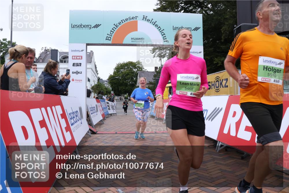 30.08.2026 - Blankeneser Heldenlauf Lena Gebhardt http://msf.ph/oto/10077674 30.08.2026 10:48:18 Ziel 5245, 5291, 5361, 5424, 5451, 5468, 5510, 5735 meine-sportfotos.de