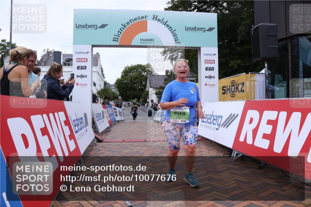 30.08.2026 - Blankeneser Heldenlauf Lena Gebhardt http://msf.ph/oto/10077676 30.08.2026 10:48:19 Ziel 5245, 5291, 5361, 5424, 5451, 5468, 5510, 5735 meine-sportfotos.de