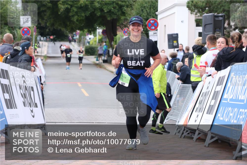 30.08.2026 - Blankeneser Heldenlauf Lena Gebhardt http://msf.ph/oto/10077679 30.08.2026 10:48:22 Ziel 5291, 5361, 5451, 5468, 5510, 5735, 5893 meine-sportfotos.de