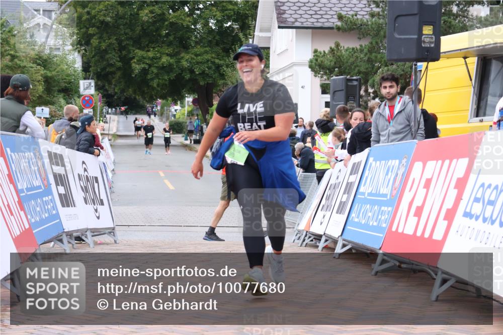 30.08.2026 - Blankeneser Heldenlauf Lena Gebhardt http://msf.ph/oto/10077680 30.08.2026 10:48:23 Ziel 5291, 5361, 5468, 5510, 5735, 5893 meine-sportfotos.de