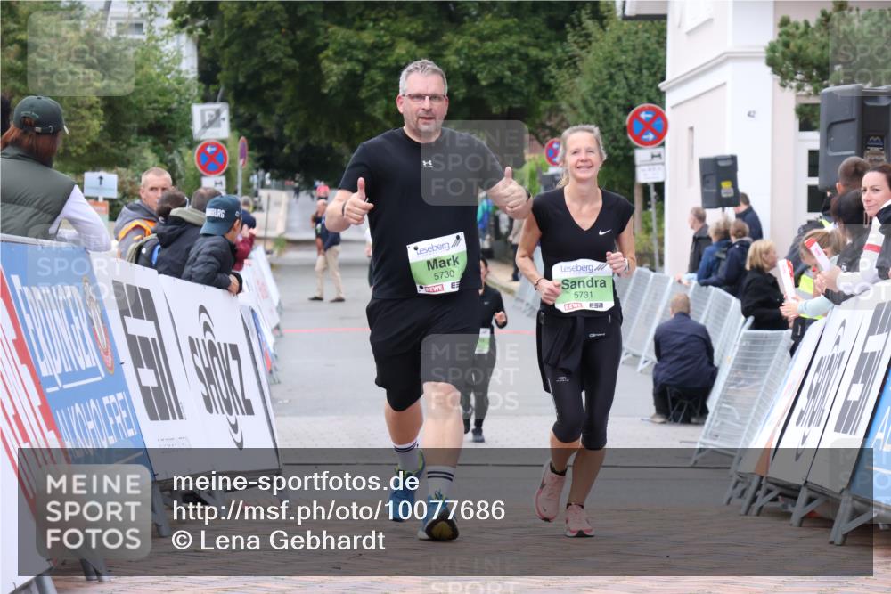 30.08.2026 - Blankeneser Heldenlauf Lena Gebhardt http://msf.ph/oto/10077686 30.08.2026 10:48:46 Ziel 5730, 5731 meine-sportfotos.de