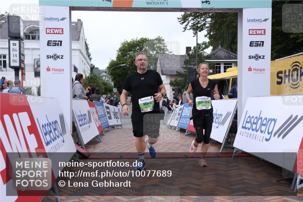 30.08.2026 - Blankeneser Heldenlauf Lena Gebhardt http://msf.ph/oto/10077689 30.08.2026 10:48:49 Ziel 5730, 5731 meine-sportfotos.de
