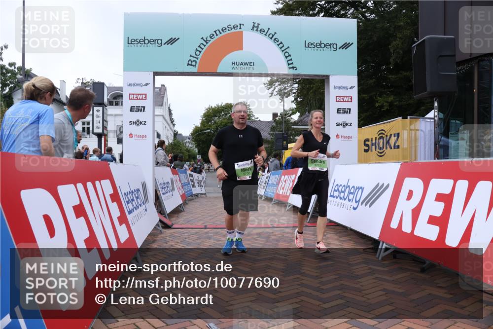 30.08.2026 - Blankeneser Heldenlauf Lena Gebhardt http://msf.ph/oto/10077690 30.08.2026 10:48:49 Ziel 5730, 5731 meine-sportfotos.de