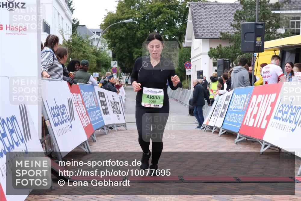 30.08.2026 - Blankeneser Heldenlauf Lena Gebhardt http://msf.ph/oto/10077695 30.08.2026 10:48:55 Ziel 5060, 5251, 5730, 5731 meine-sportfotos.de