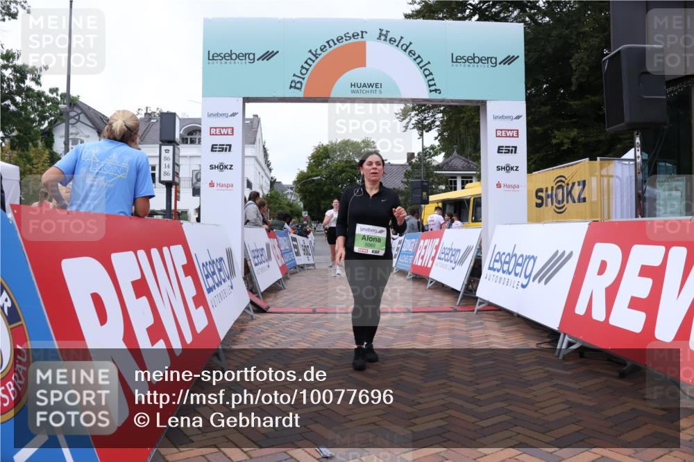 30.08.2026 - Blankeneser Heldenlauf Lena Gebhardt http://msf.ph/oto/10077696 30.08.2026 10:48:56 Ziel 5060, 5251, 5730, 5731 meine-sportfotos.de