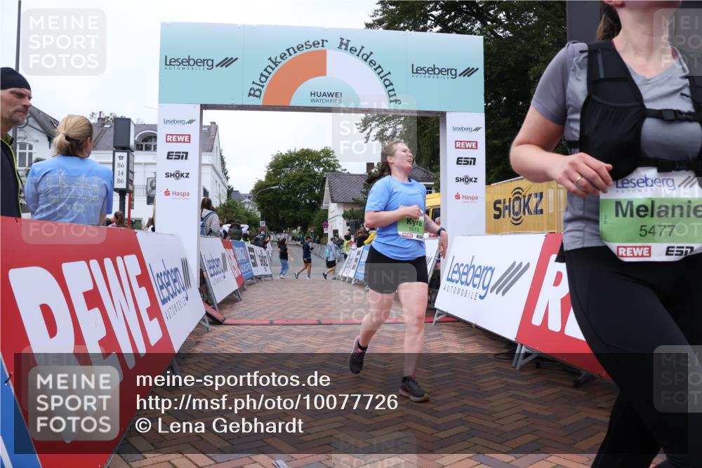 30.08.2026 - Blankeneser Heldenlauf Lena Gebhardt http://msf.ph/oto/10077726 30.08.2026 10:49:56 Ziel 5477, 5512 meine-sportfotos.de