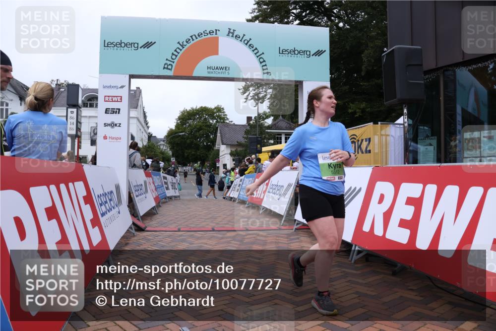 30.08.2026 - Blankeneser Heldenlauf Lena Gebhardt http://msf.ph/oto/10077727 30.08.2026 10:49:56 Ziel 5477, 5512 meine-sportfotos.de