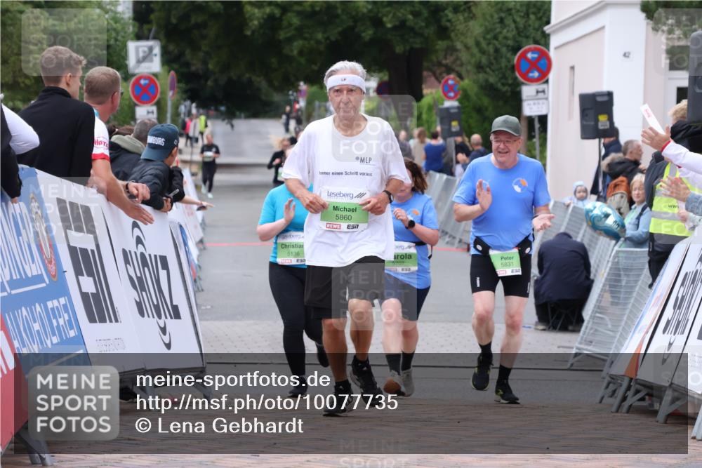 30.08.2026 - Blankeneser Heldenlauf Lena Gebhardt http://msf.ph/oto/10077735 30.08.2026 10:50:34 Ziel 5860 meine-sportfotos.de
