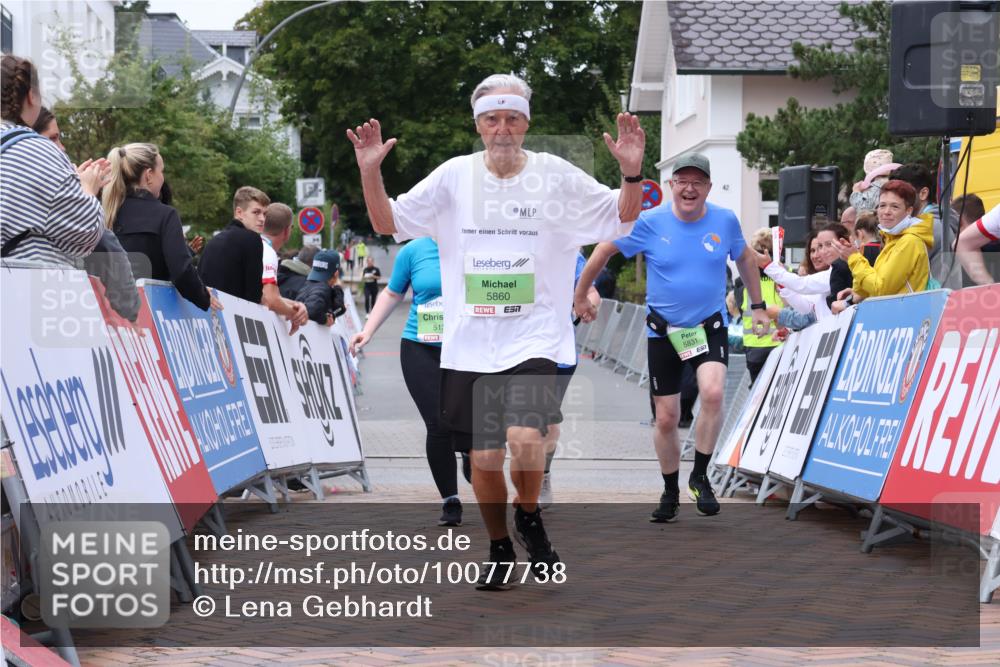 30.08.2026 - Blankeneser Heldenlauf Lena Gebhardt http://msf.ph/oto/10077738 30.08.2026 10:50:37 Ziel 5136, 5707, 5831, 5860 meine-sportfotos.de