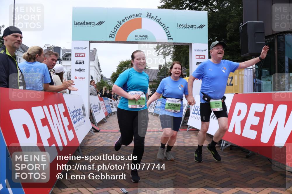 30.08.2026 - Blankeneser Heldenlauf Lena Gebhardt http://msf.ph/oto/10077744 30.08.2026 10:50:41 Ziel 5136, 5707, 5831, 5860 meine-sportfotos.de