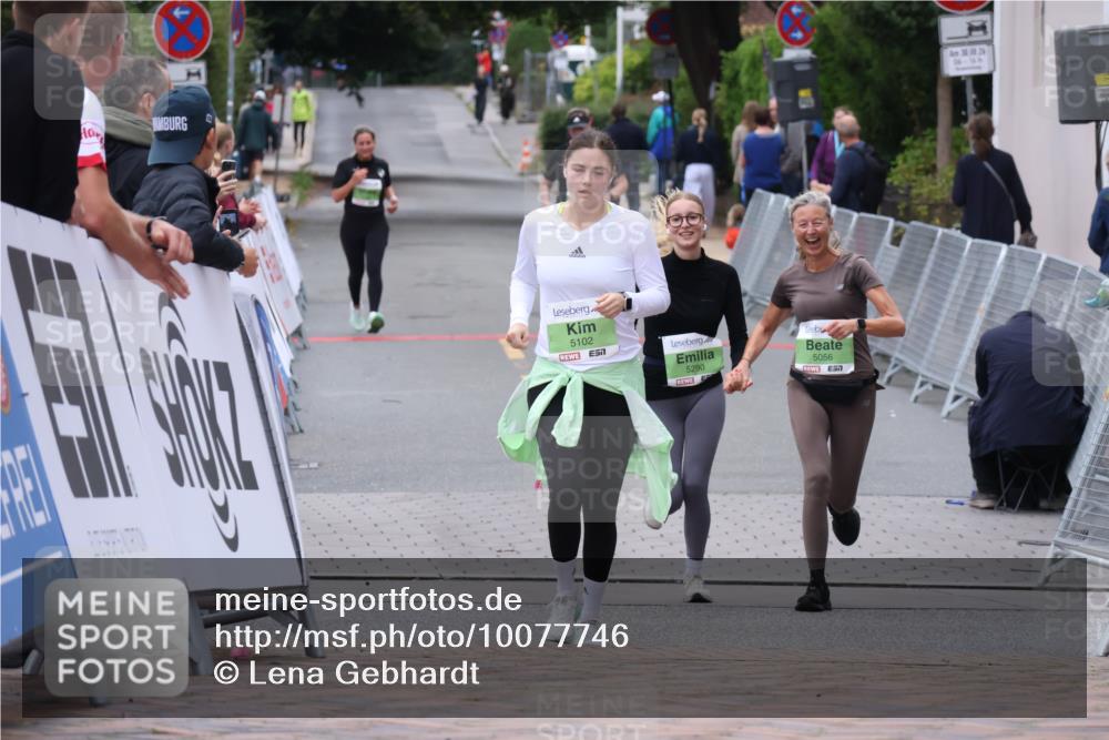 30.08.2026 - Blankeneser Heldenlauf Lena Gebhardt http://msf.ph/oto/10077746 30.08.2026 10:50:44 Ziel 5136, 5707, 5831, 5860 meine-sportfotos.de