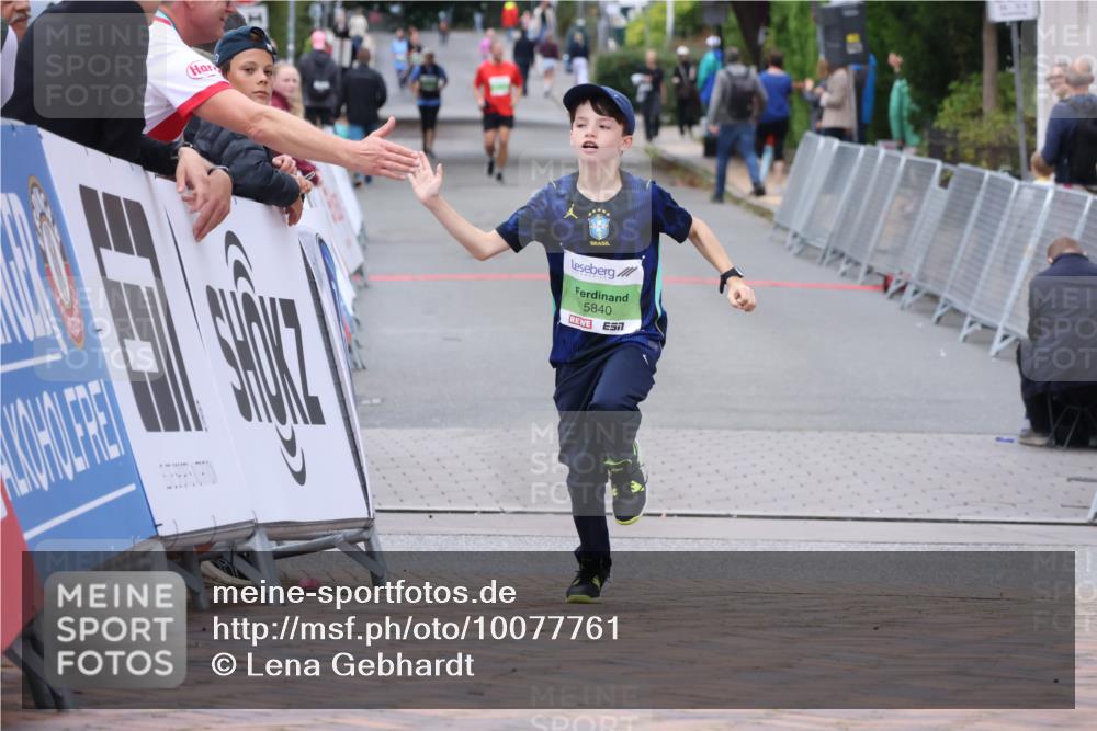 30.08.2026 - Blankeneser Heldenlauf Lena Gebhardt http://msf.ph/oto/10077761 30.08.2026 10:51:53 Ziel 5840 meine-sportfotos.de