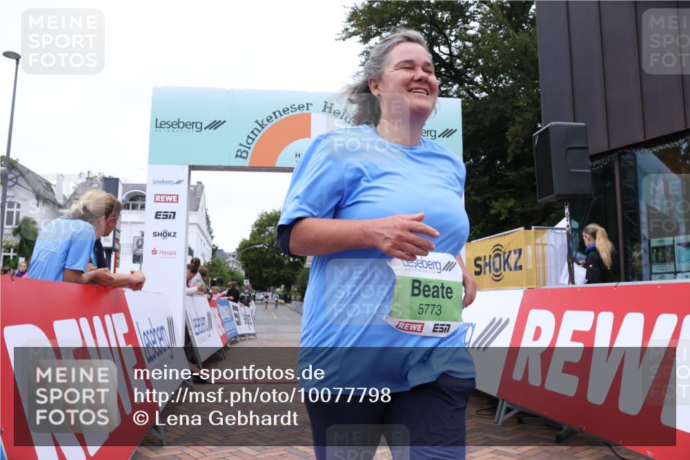 30.08.2026 - Blankeneser Heldenlauf Lena Gebhardt http://msf.ph/oto/10077798 30.08.2026 10:53:04 Ziel 5773 meine-sportfotos.de
