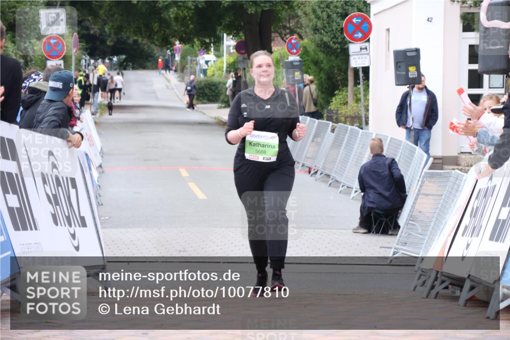 30.08.2026 - Blankeneser Heldenlauf Lena Gebhardt http://msf.ph/oto/10077810 30.08.2026 10:53:56 Ziel  meine-sportfotos.de